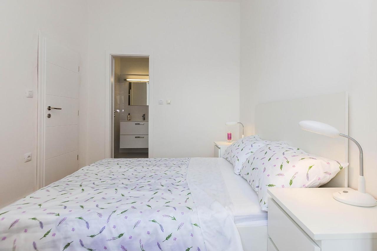 Apartman Dada