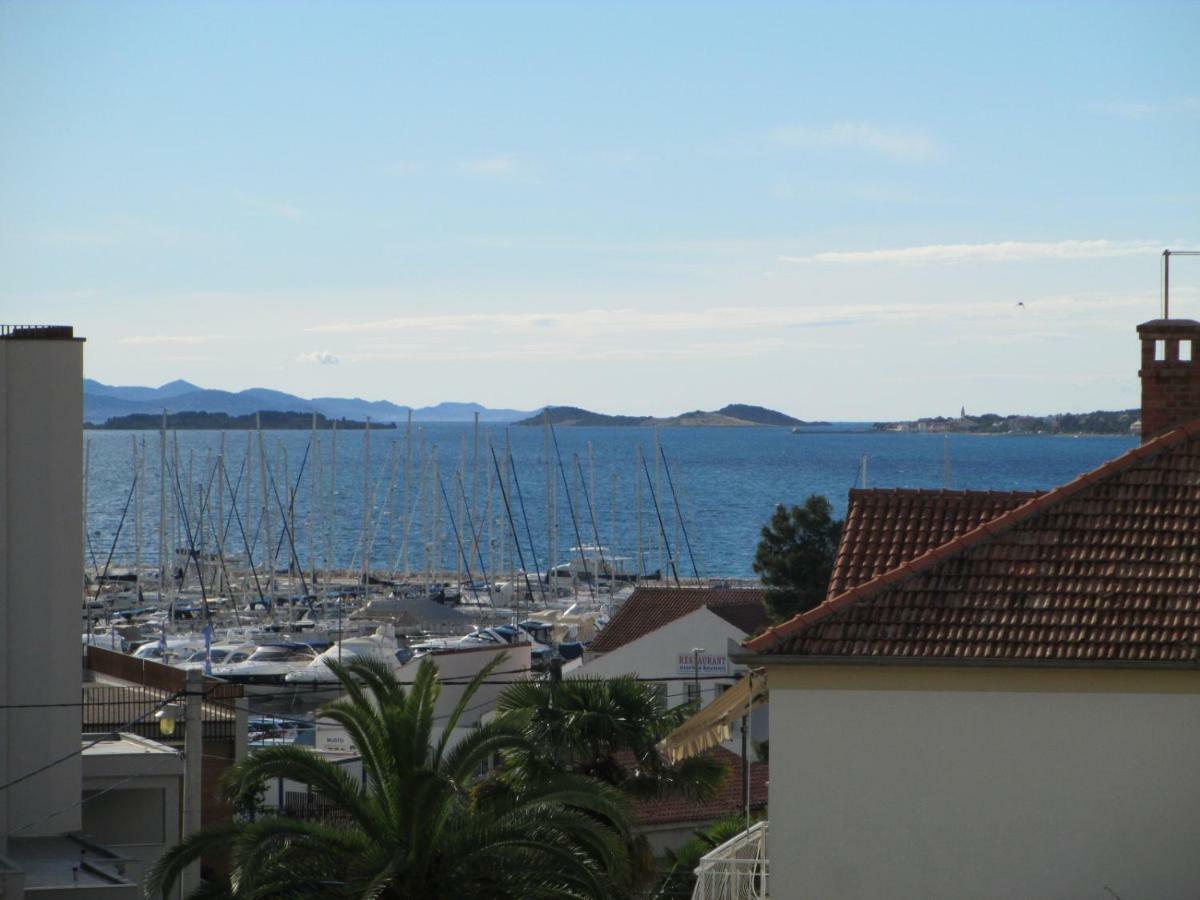 Dada Biograd Na Moru