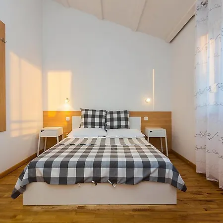 Apartments Dada Biograd Na Moru Room photo