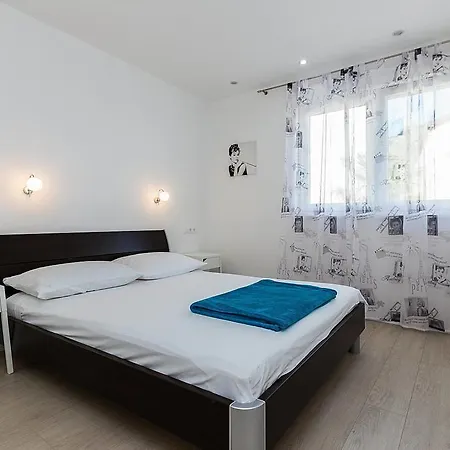 Apartments Dada Biograd Na Moru Room photo