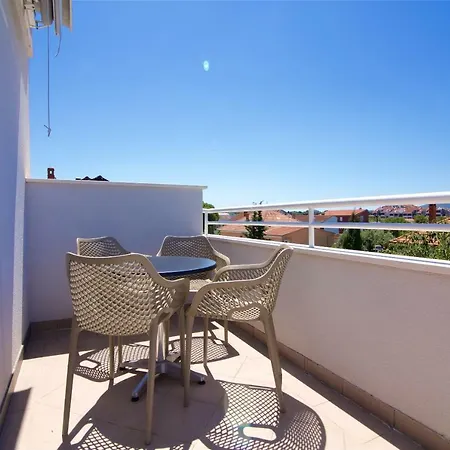 Apartments Dada Biograd Na Moru Exterior photo