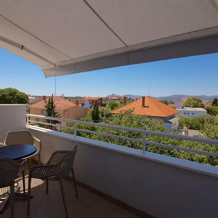 Apartments Dada Biograd Na Moru Exterior photo