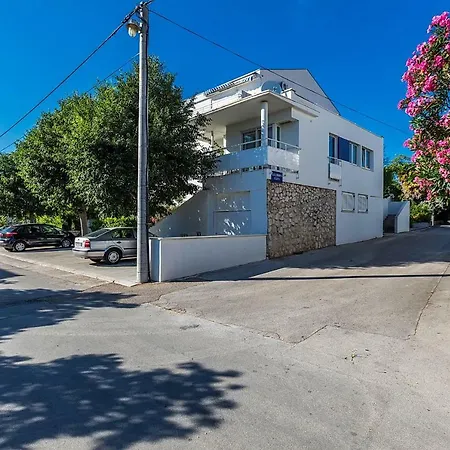Apartments Dada Biograd Na Moru Exterior photo