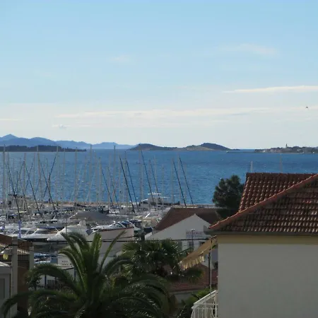 Apartments Dada Biograd Na Moru Exterior photo
